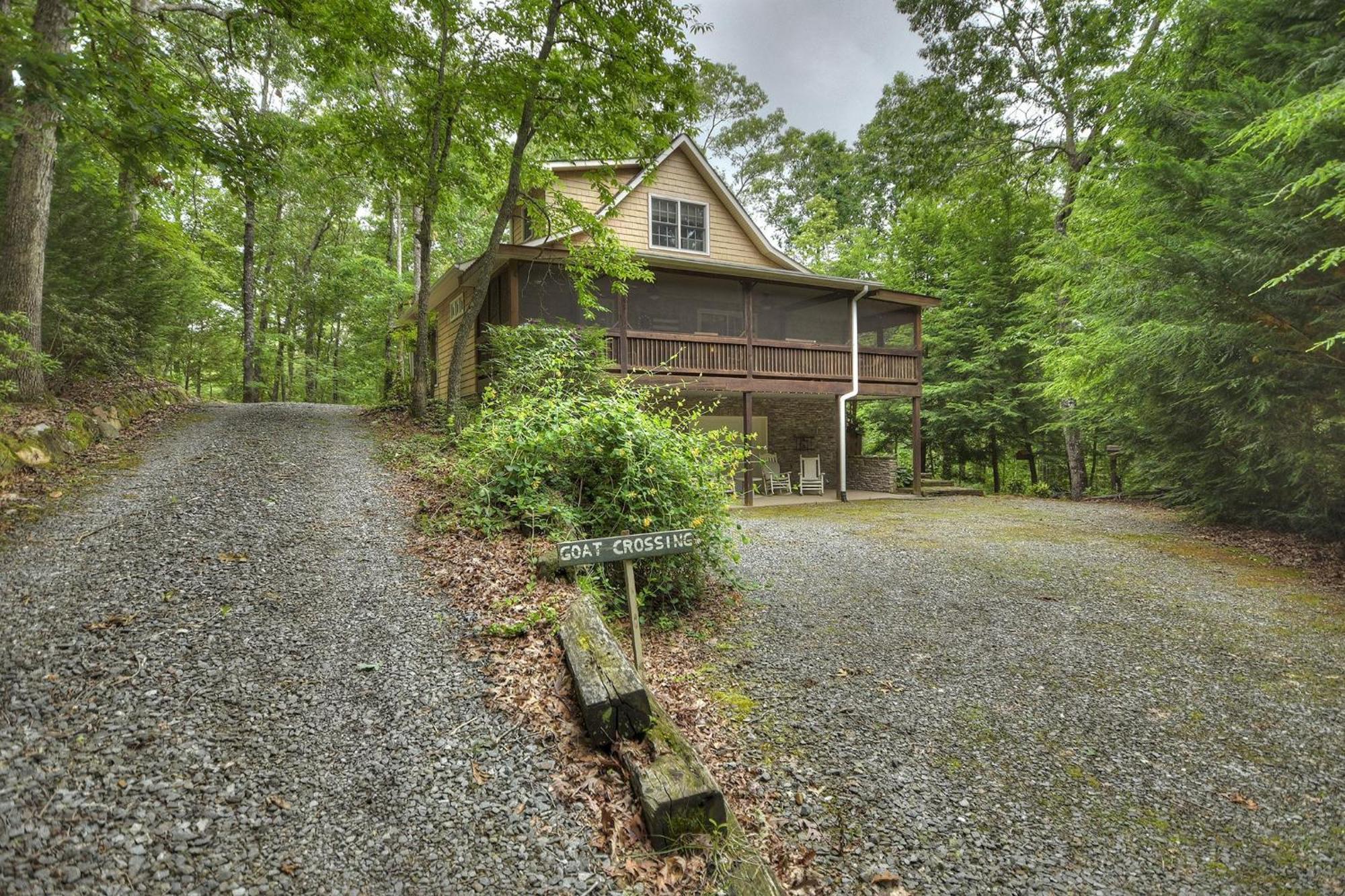 Southern Living Cottage Cozy Up By The Fire Relax On The Porch And Enjoy Peaceful Surroundings Blue Ridge Exterior foto
