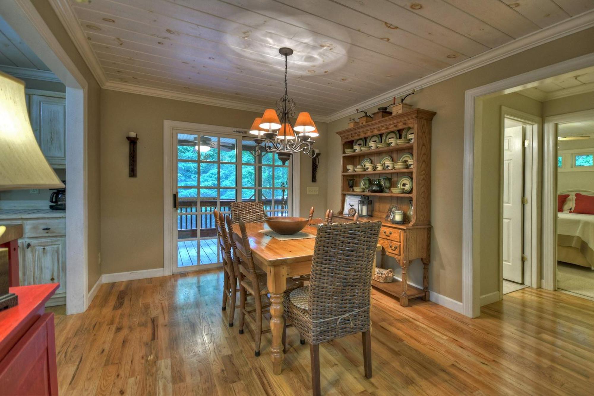 Southern Living Cottage Cozy Up By The Fire Relax On The Porch And Enjoy Peaceful Surroundings Blue Ridge Exterior foto